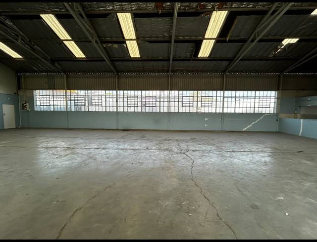 450M² WAREHOUSE TO LET IN WYNBERG